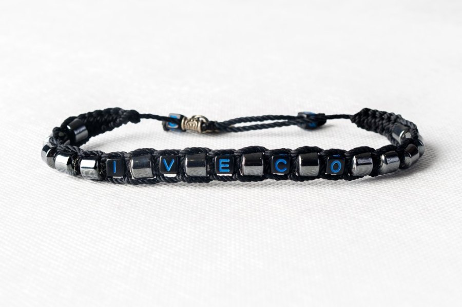 Bransoletka samochodowa